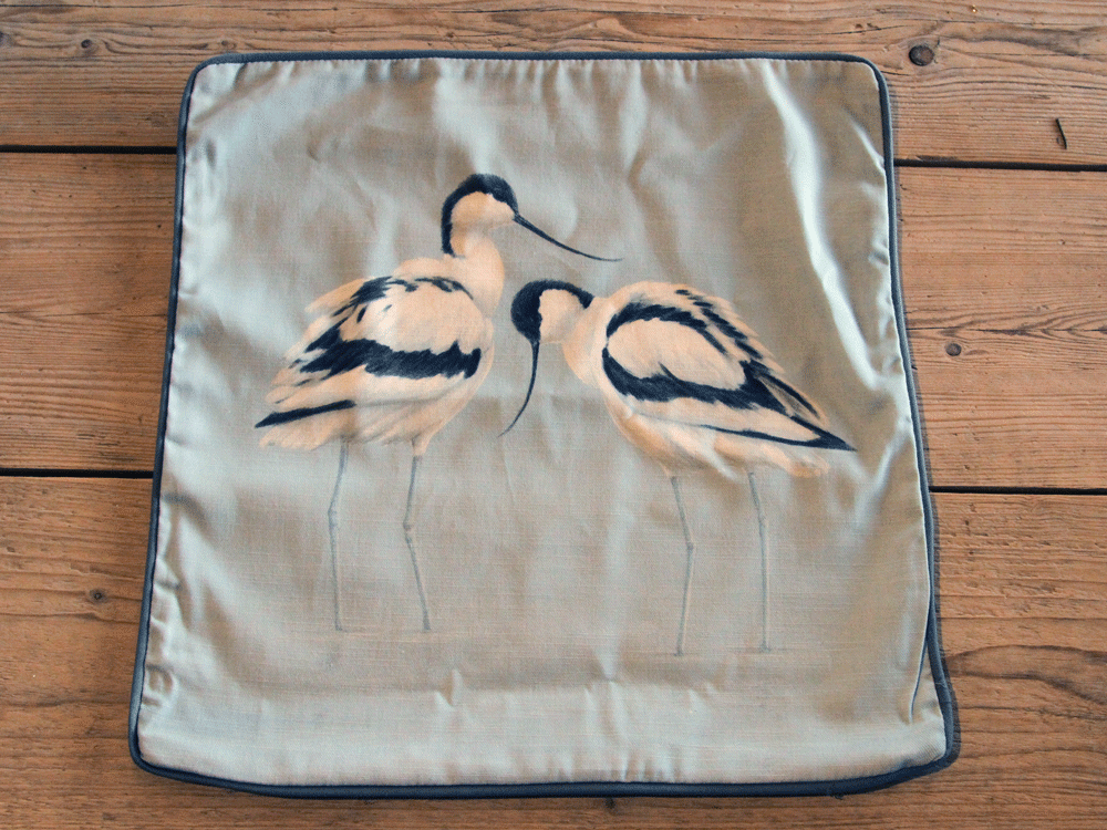 1000-x-750-Avocets-Cushion-Cover