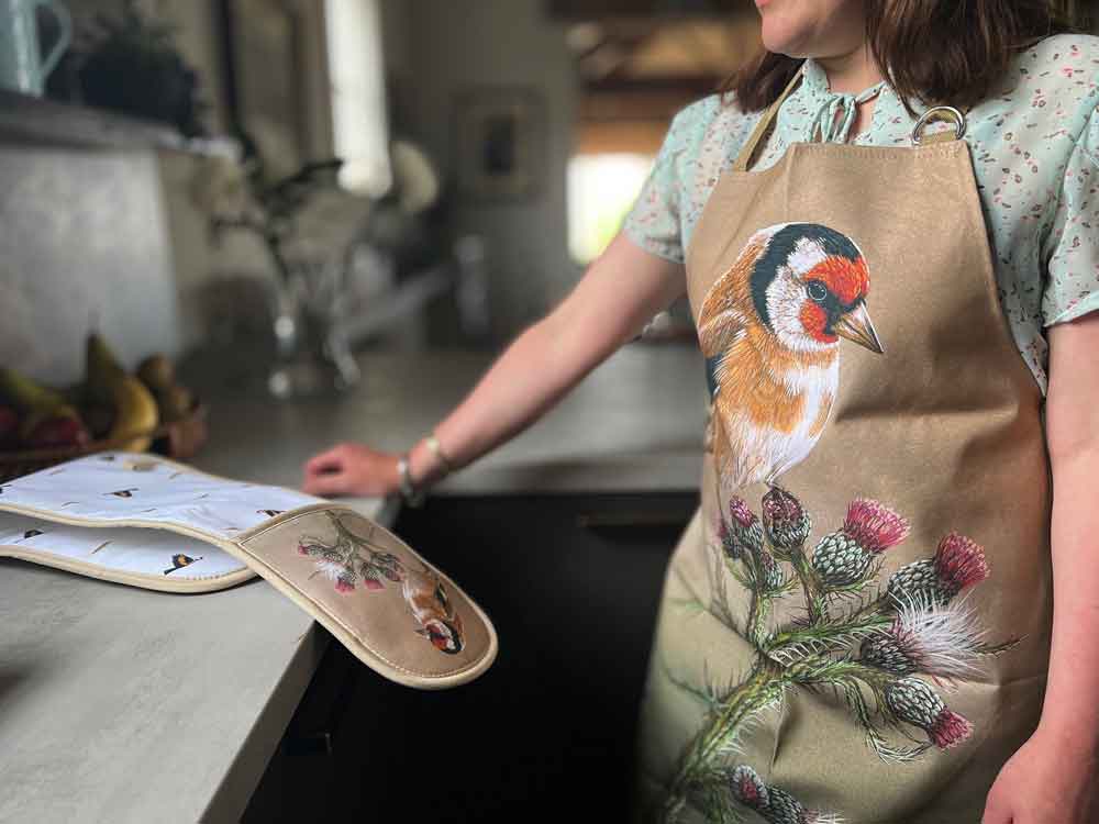 Goldfinch Doppeltes Ofenhandschuh- und Schürzen-Set | 100 % schwere Baumwolle