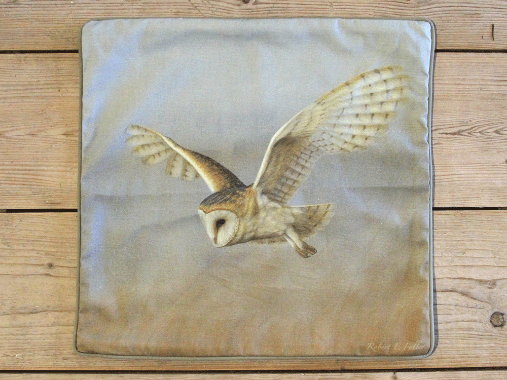 1000-x-750-Owl-Cushion-Cover