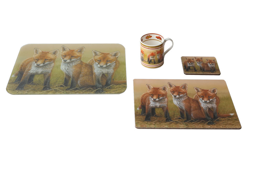 1000X750-Fox-Worktop-Saver,-Placemat,-Coaster,-Mug-on-white