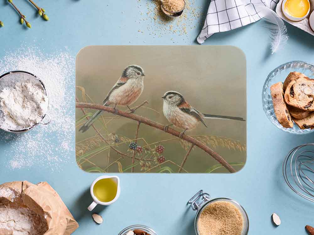 1000x750-Long-tailed-tits-worktop-iStock-664529132