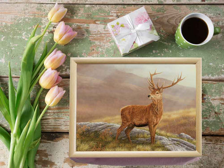 1000x750-lap-tray-red-stag-with-tulips-iStock-533553414