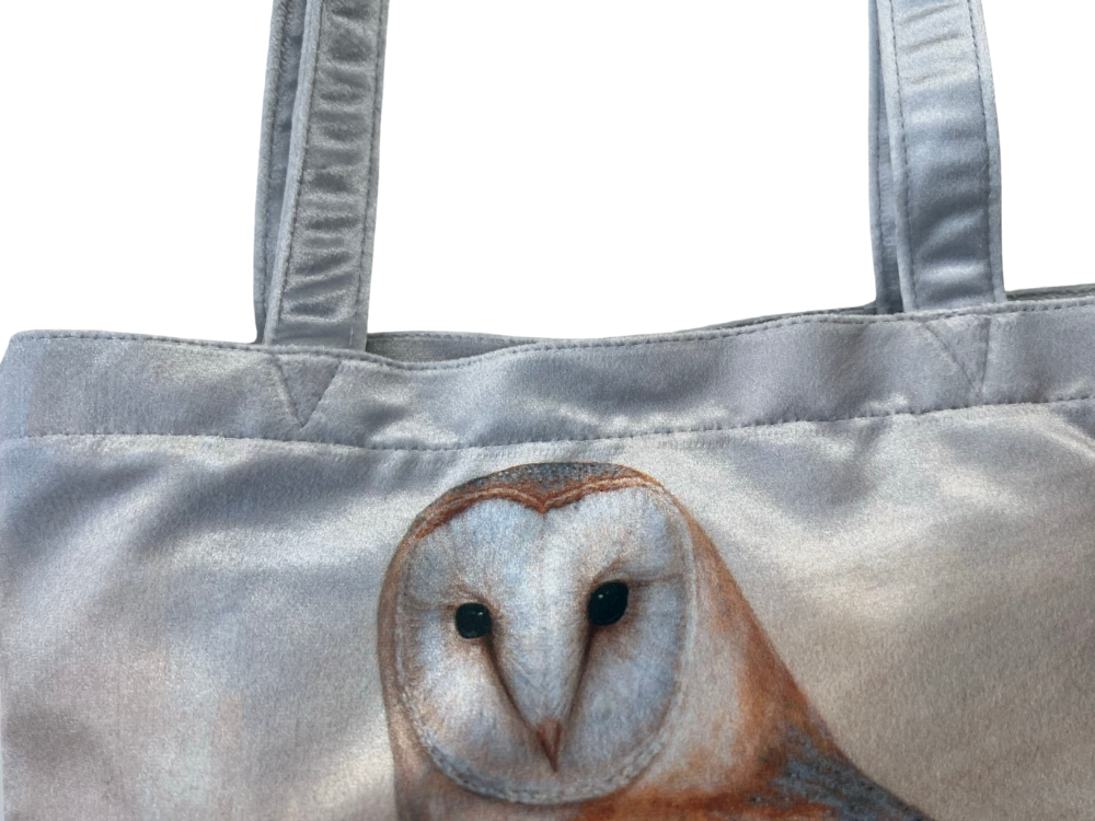 tote-bag-barn-owl-close