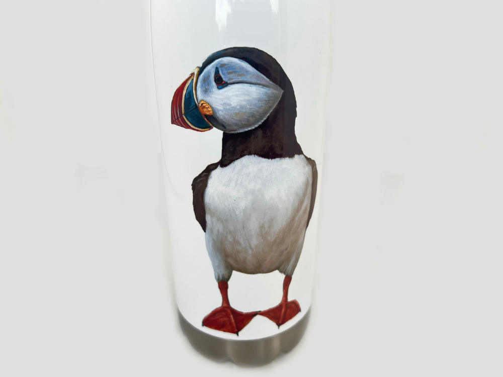 water-bottle-puffin-close-up