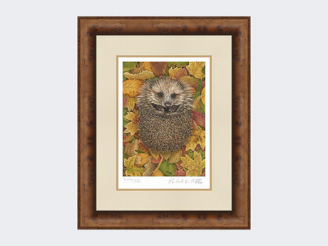 Hedgehog-in-Autumn-Leaves-Print-Medium-Walnut-Burr